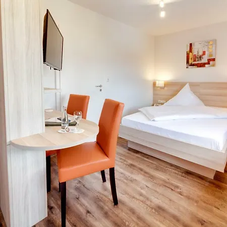 Hotel Waldparkstube 3*