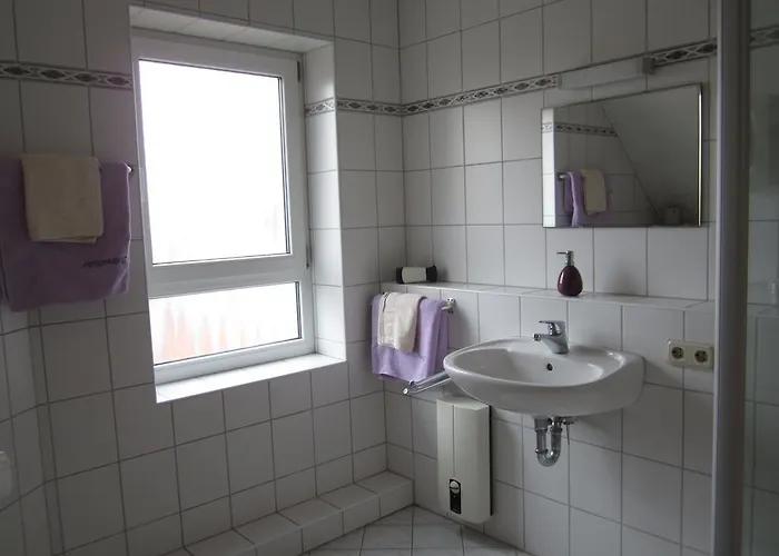 Waldparkstube ホテル バート・シェーンボルン